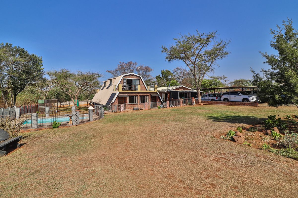 Spacious A-Frame Home in Albert Falls - Photo 3