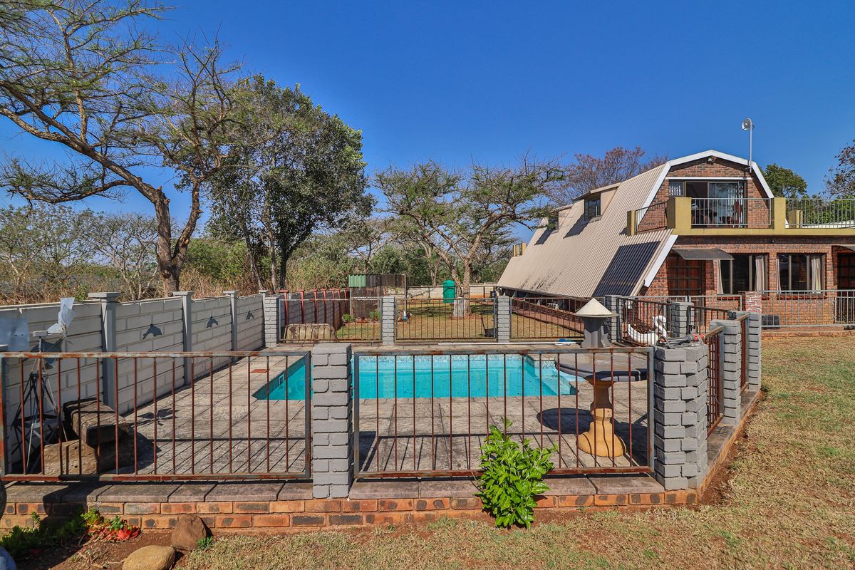Spacious A-Frame Home in Albert Falls - Photo 4