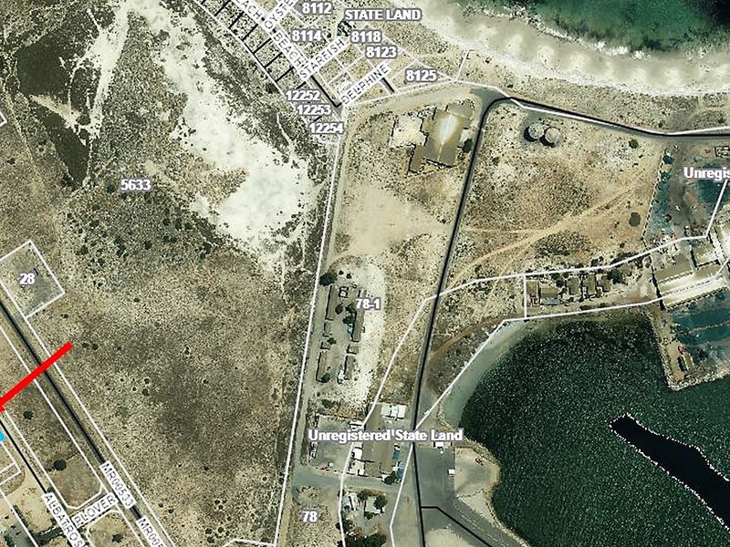 Not to be missed!!! A 2 502m2 commercial erf plus 8 other plots for the total of R15 000 000. - Photo 9