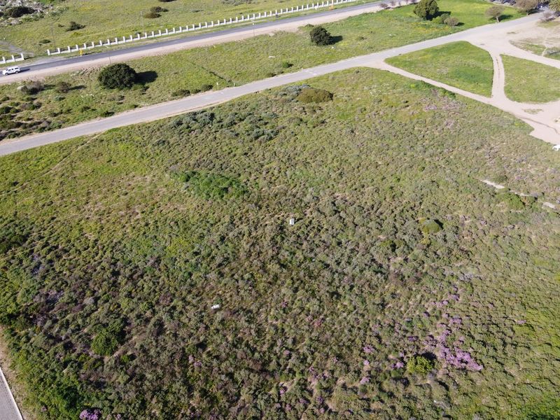 Not to be missed!!! A 2 502m2 commercial erf plus 8 other plots for the total of R15 000 000. - Photo 7