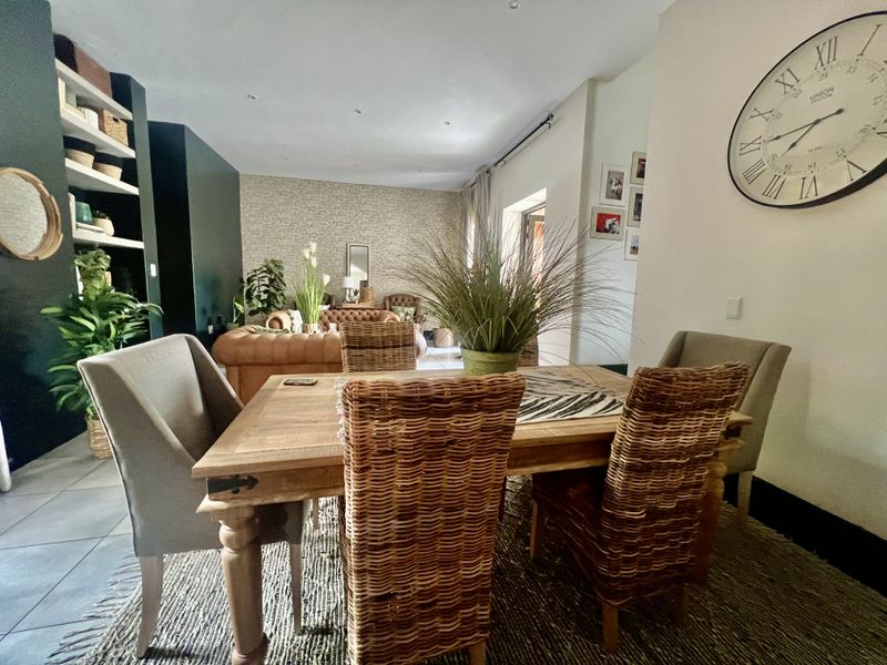 Stunning 3 bedroom townhouse in Heritage Hill — your dream home awaits! - Photo 3