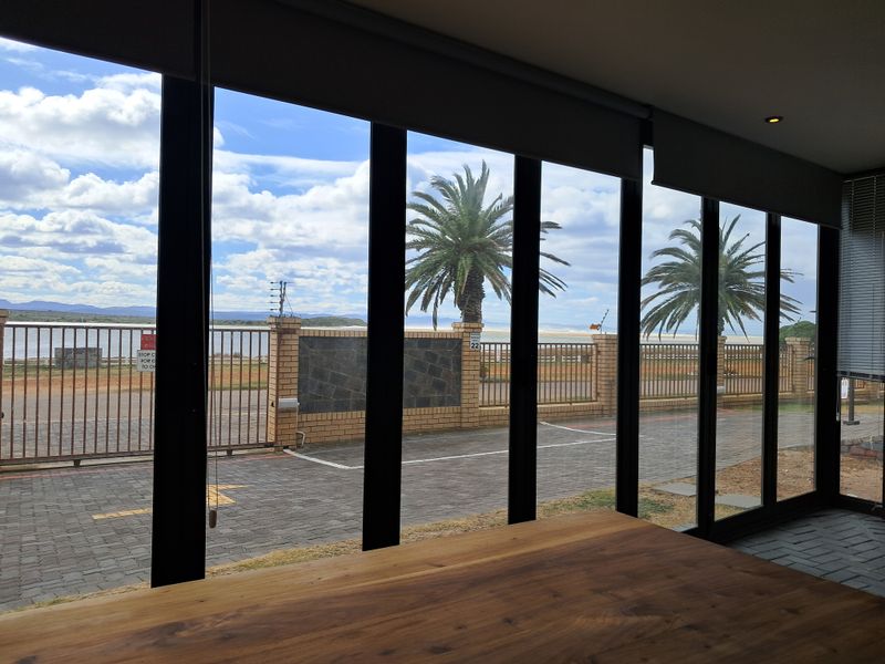 Enjoy the permanent views - Photo 2