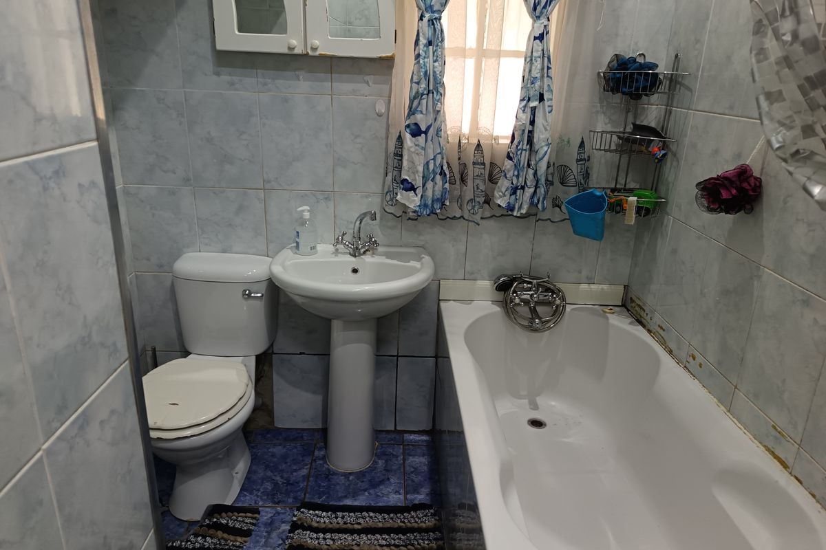 Prime location in CBD - Photo 4