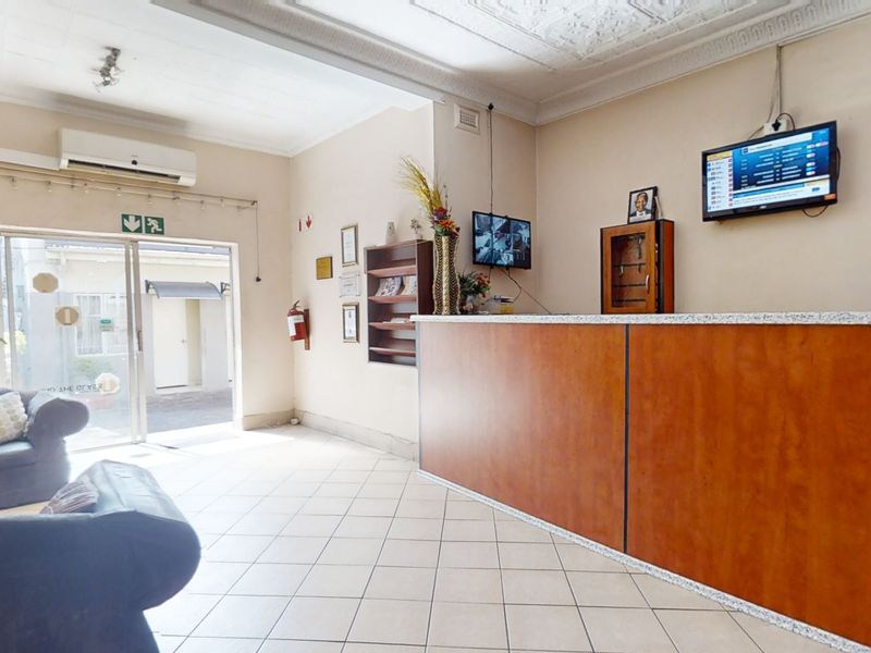 Prime 14-Room Guesthouse for Sale in Parkhill Gardens – Ideal for Pilots, Students, hostel - Photo 7