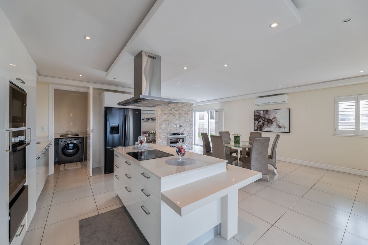 Exquisite Spacious Townhouse for Sale in Ilala Ridge Estate - Photo 3