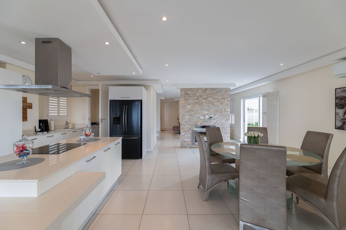 Exquisite Spacious Townhouse for Sale in Ilala Ridge Estate - Photo 5