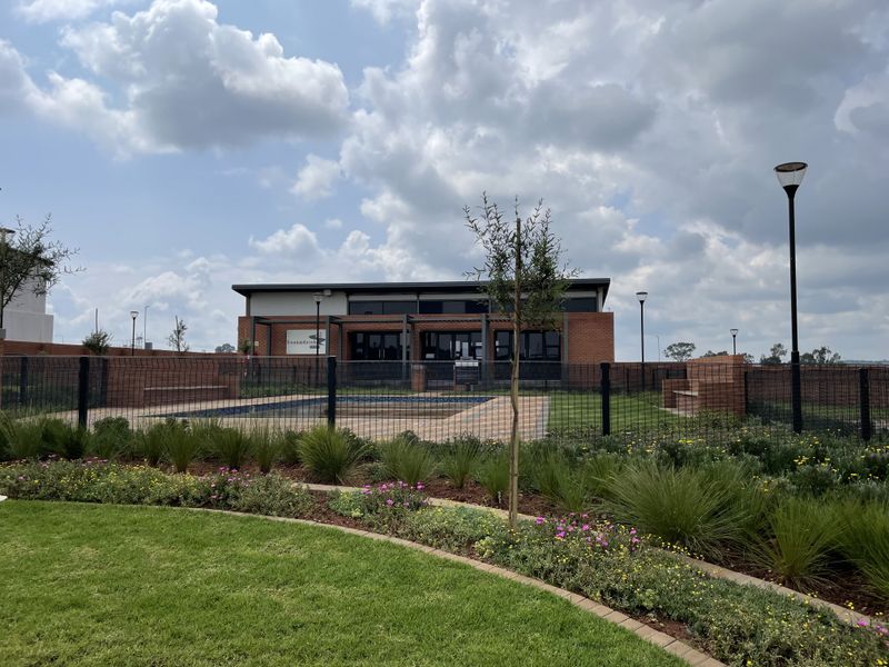 Live Your Exceptional Life in Fountainbrook Estate - Secure Estate Living In Style - Photo 2