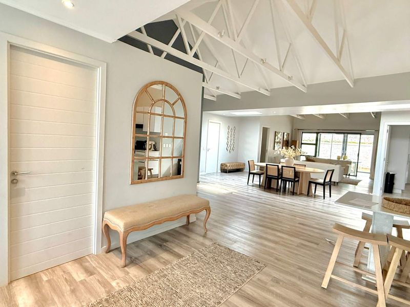 Modern four-bedroom home in a secure Dunrobin estate, Ferncliff - Photo 7