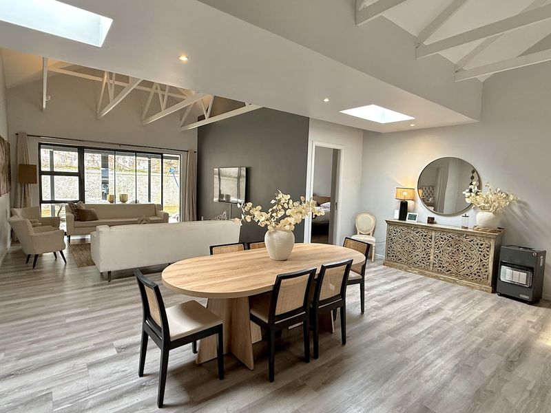 Modern four-bedroom home in a secure Dunrobin estate, Ferncliff - Photo 5