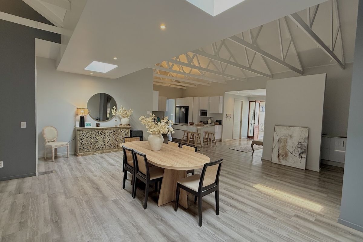 Modern four-bedroom home in a secure Dunrobin estate, Ferncliff - Photo 2