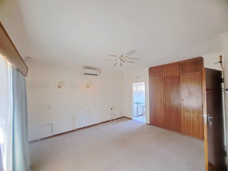 Spacious Family Home in Cashan!! - Photo 10