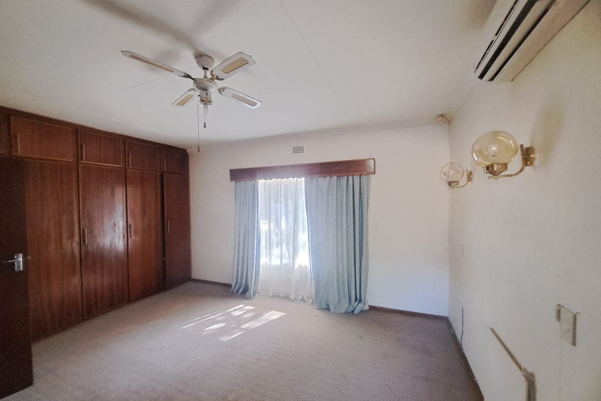 Spacious Family Home in Cashan!! - Photo 5