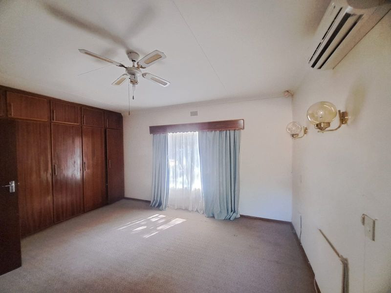Spacious Family Home in Cashan!! - Photo 5
