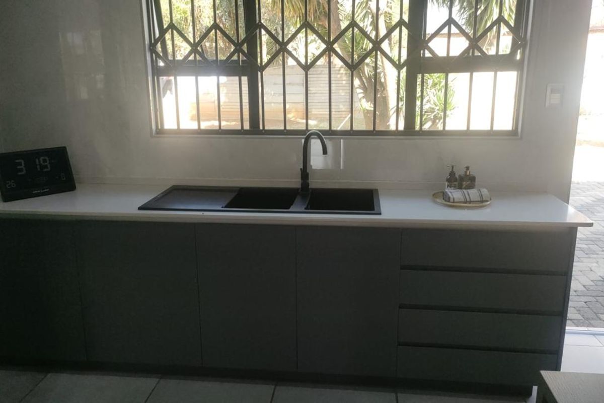 BRAND NEW HOME IN EAST-END - Photo 3