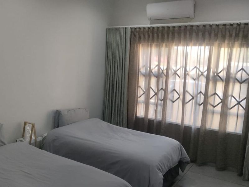 BRAND NEW HOME IN EAST-END - Photo 10