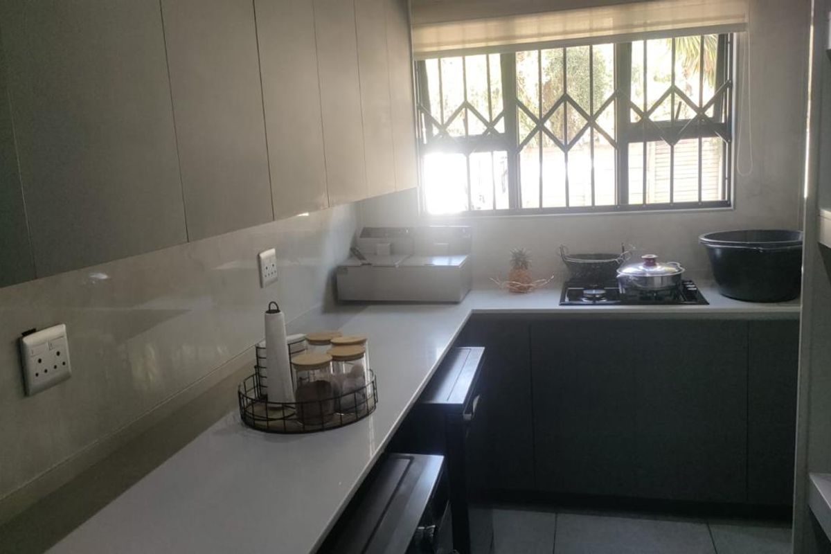 BRAND NEW HOME IN EAST-END - Photo 5