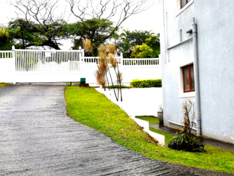 Double Your Income – Two 3-Bedroom Houses - Photo 3