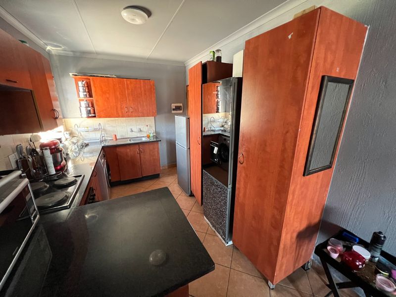 Lock up and go property in Wolmer - Photo 3