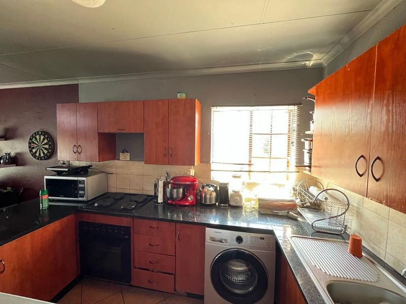 Lock up and go property in Wolmer - Photo 9