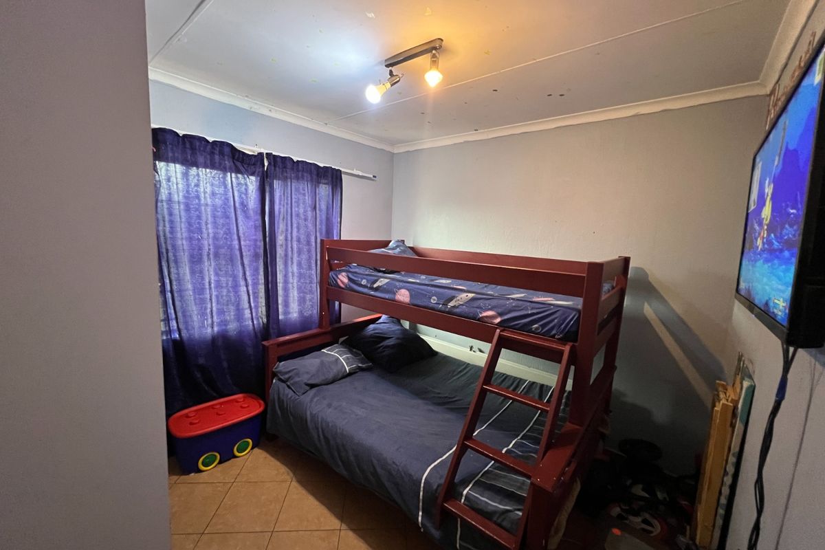 Lock up and go property in Wolmer - Photo 4