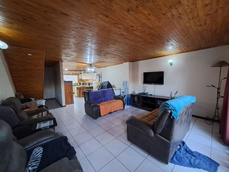 Perfect Lock-Up and Go! - Photo 10