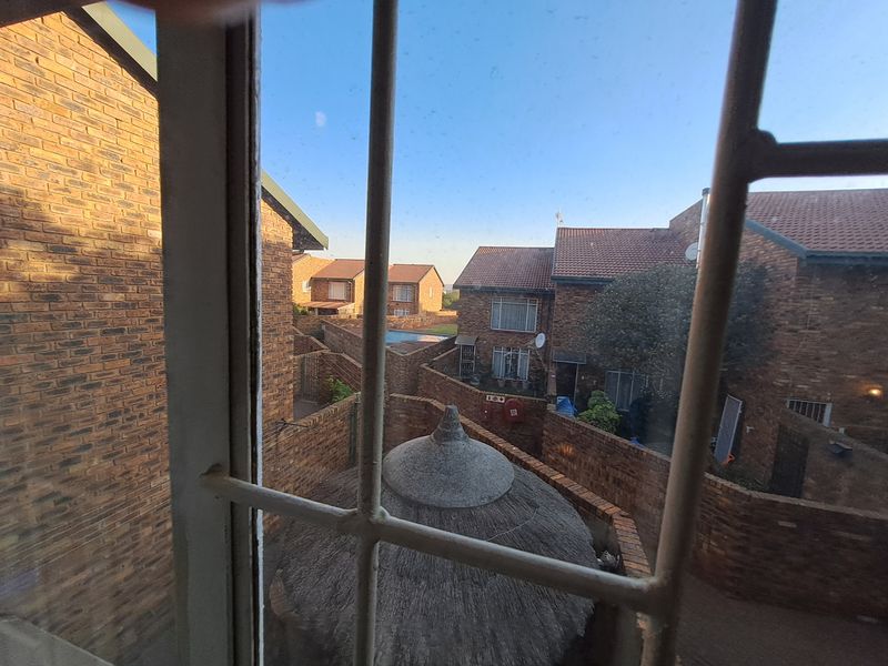 Perfect Lock-Up and Go! - Photo 6