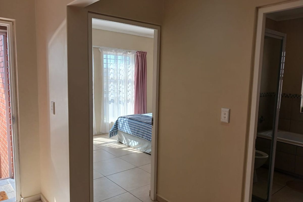 3bedroom Townhouse in Beacon Bay - Photo 5