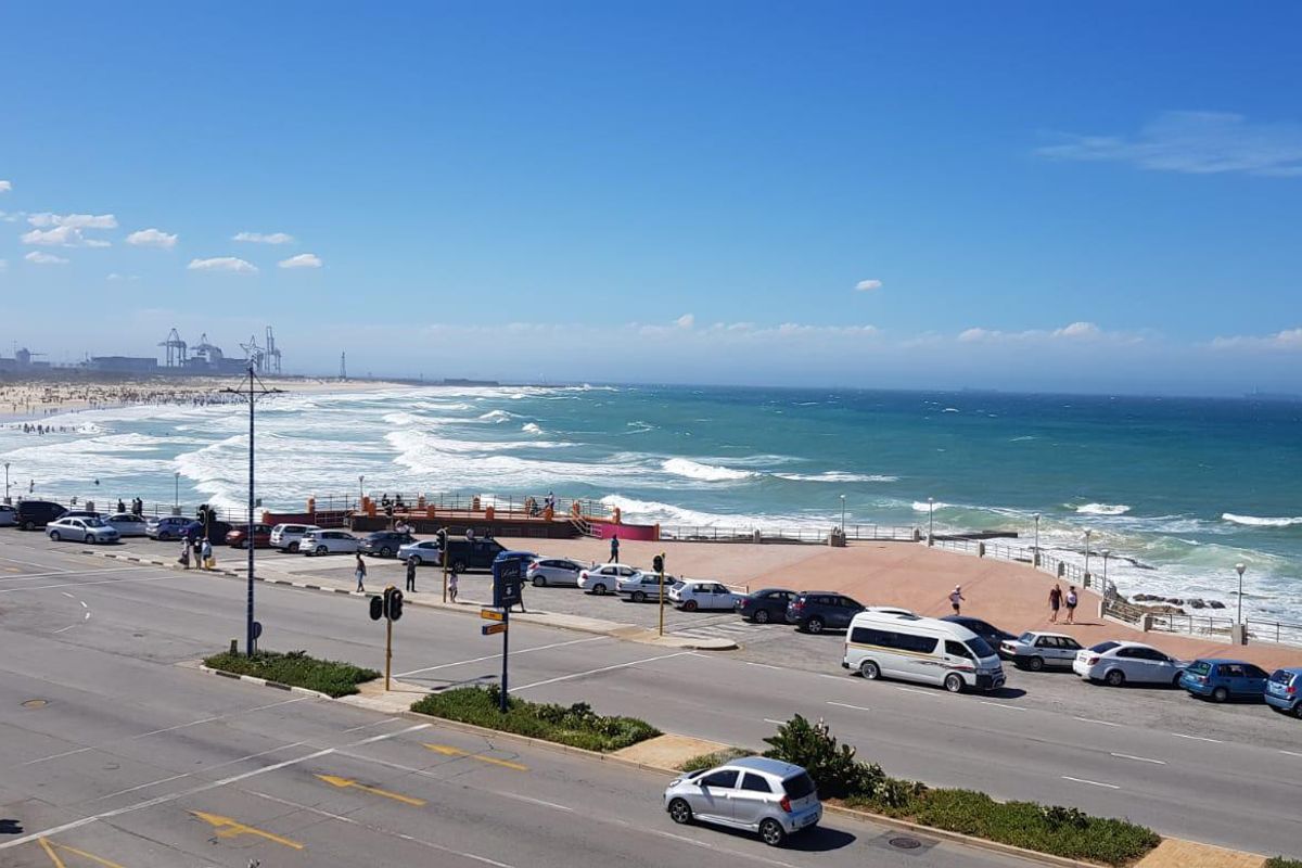 Two adjoining apartments sold as one - Photo 2