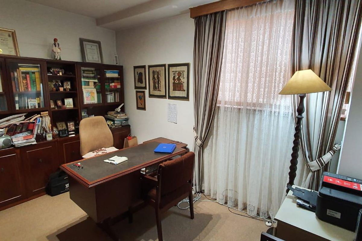 Two adjoining apartments sold as one - Photo 5