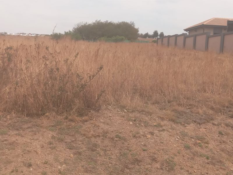 Vacant land for sale in a Secured Estate - Photo 5