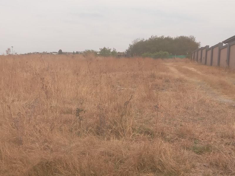 Vacant land for sale in a Secured Estate - Photo 3