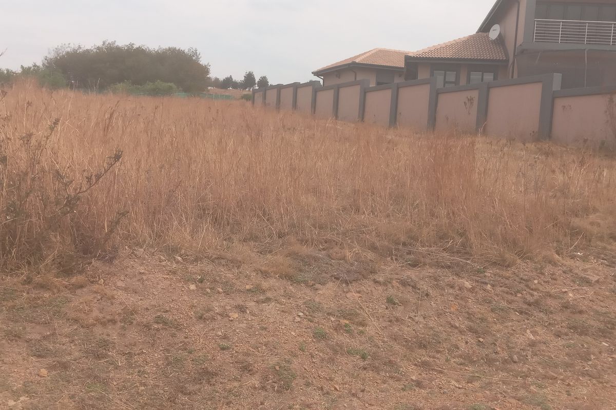 Vacant land for sale in a Secured Estate - Photo 4
