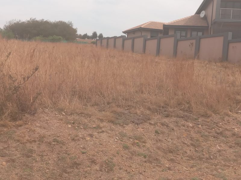 Vacant land for sale in a Secured Estate - Photo 4