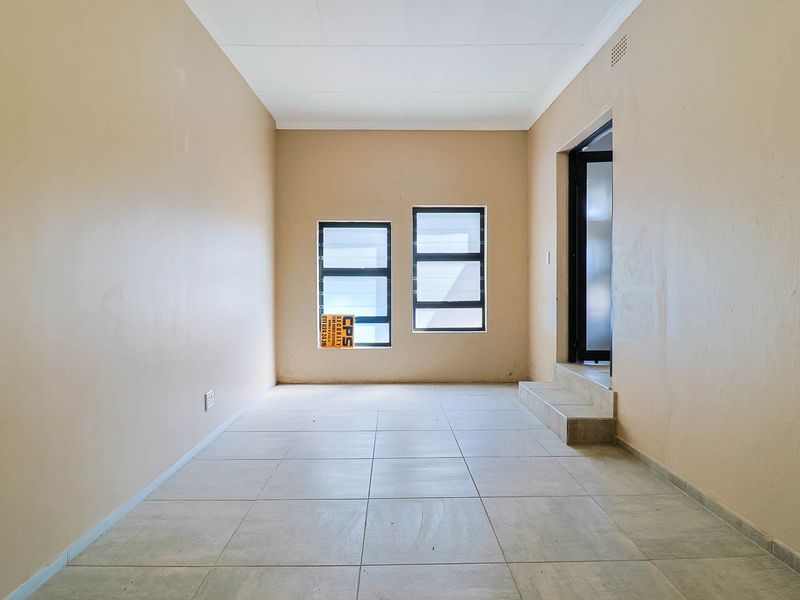 Location Location Location with Future Growth Opportunity - Randhart - Photo 6