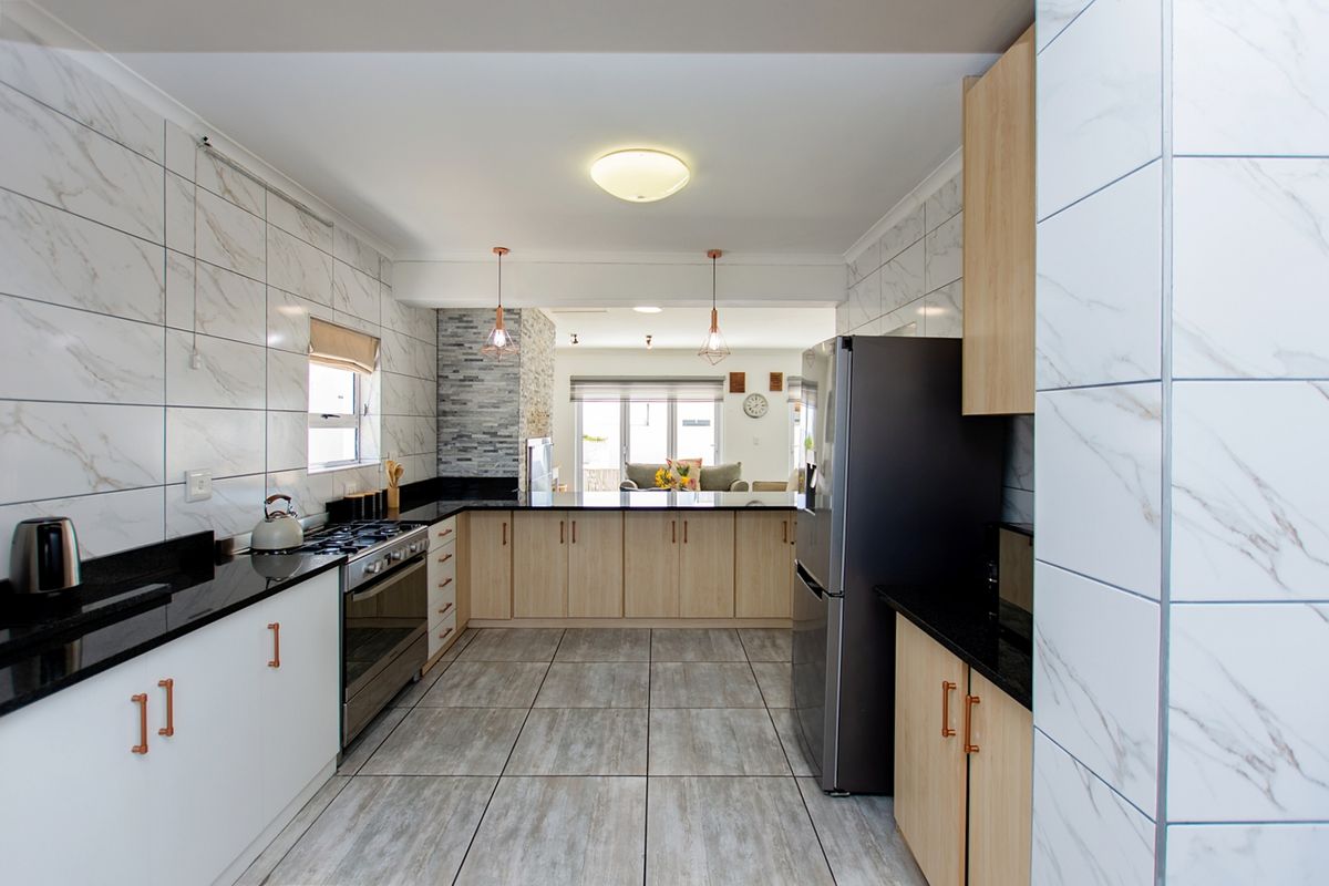 St Helena bay Second Row with Beach access providing peace and quite with Ocean Views - Photo 5