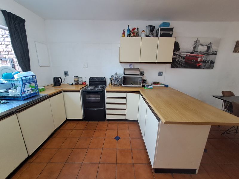 3-Bedroom Duplex for Sale in Central - Photo 5