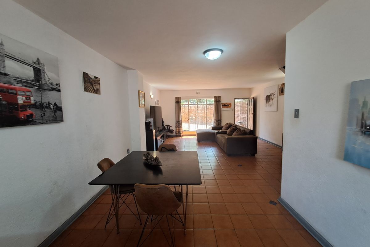 3-Bedroom Duplex for Sale in Central - Photo 4