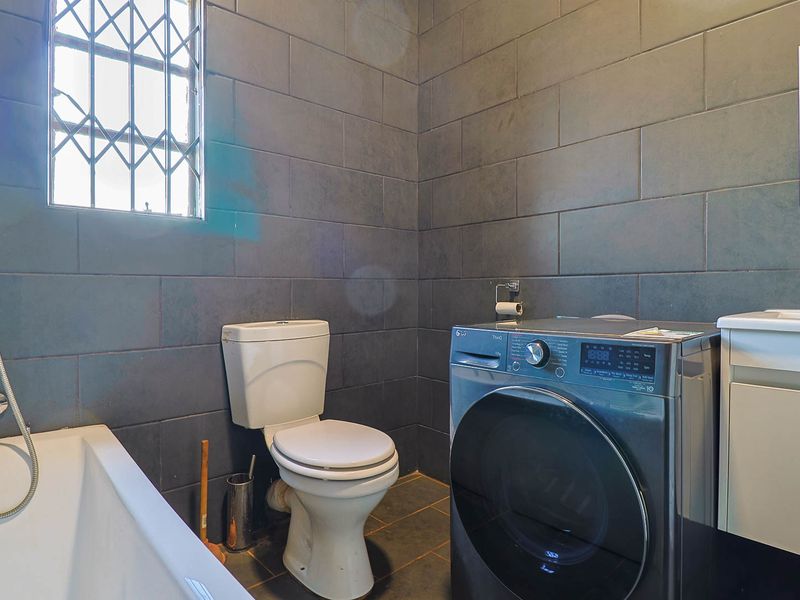 Modern Family Living with Agricultural Opportunity – Fully Walled and Gated - Photo 9