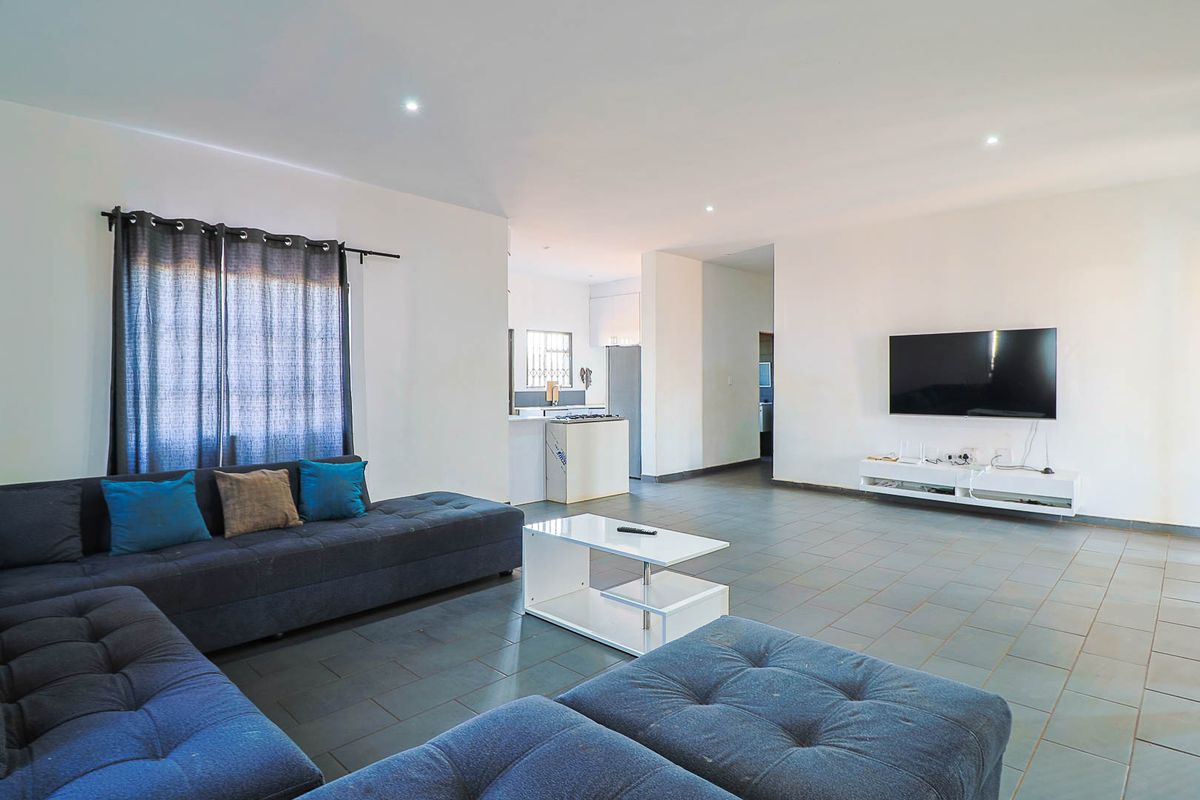 Modern Family Living with Agricultural Opportunity – Fully Walled and Gated - Photo 2