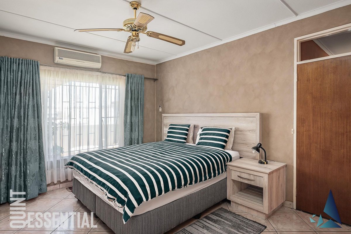 KHOMASDAL - N$2,200,000 - Photo 4