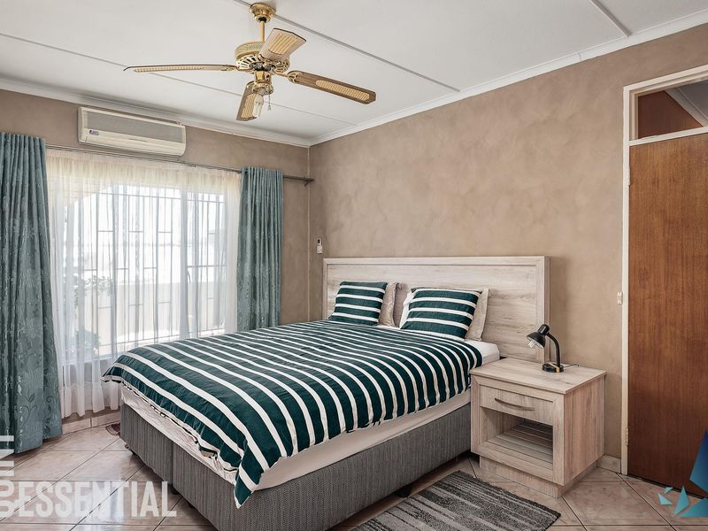 KHOMASDAL - N$2,200,000 - Photo 4