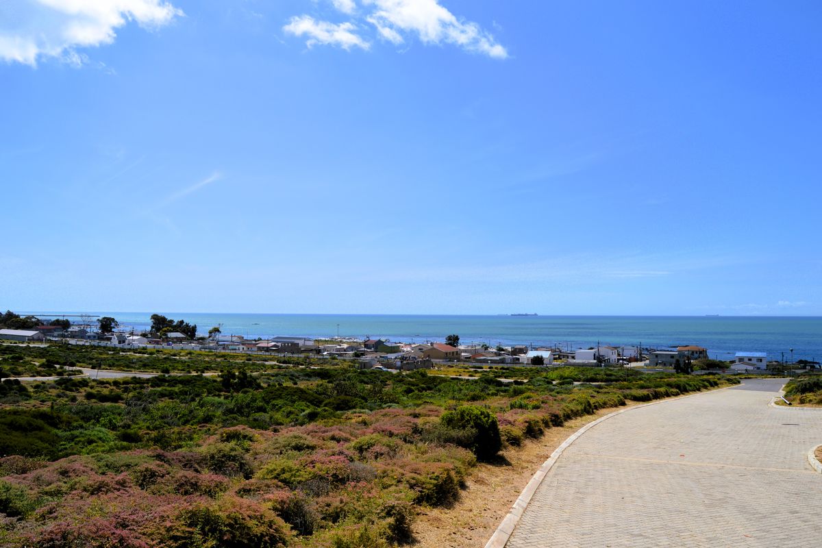 Not to be missed!!! A 338m2 Erf @ R499 000-00 in Steenbergs Cove St Helena Bay. - Photo 5