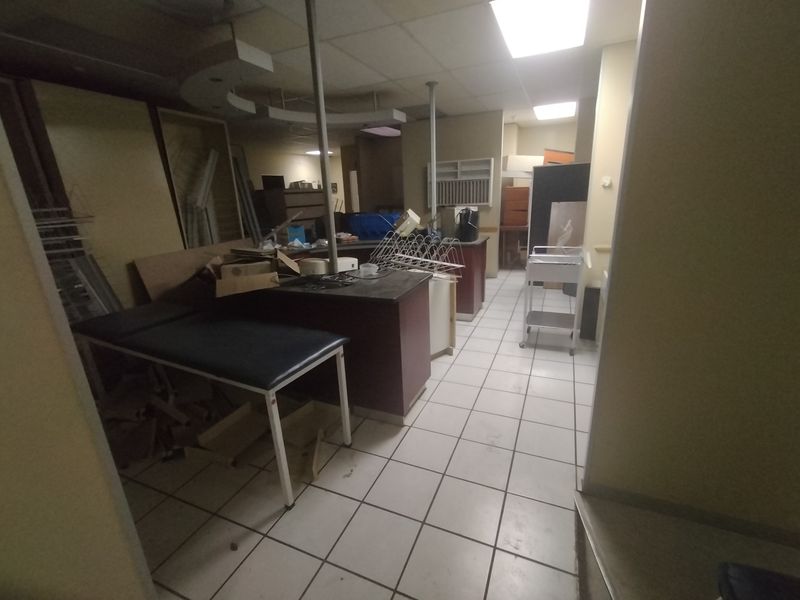 Investor Alert: Infrastructure-Rich Medical Facility with Major Cost Savings - Photo 3