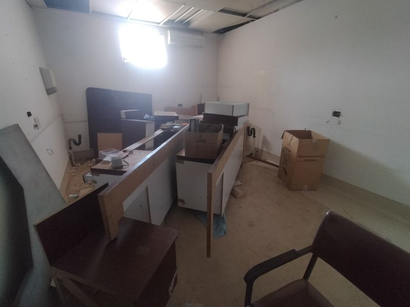 Investor Alert: Infrastructure-Rich Medical Facility with Major Cost Savings - Photo 8