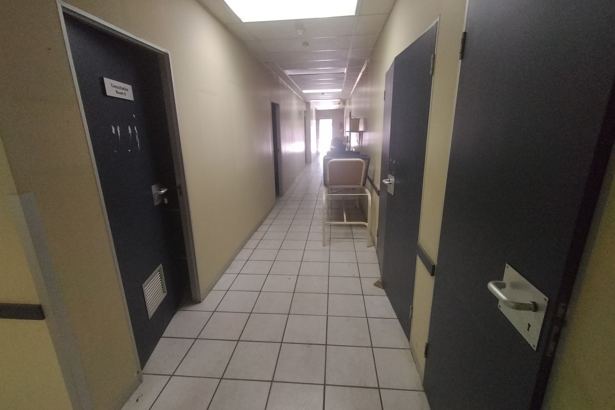 Investor Alert: Infrastructure-Rich Medical Facility with Major Cost Savings - Photo 4