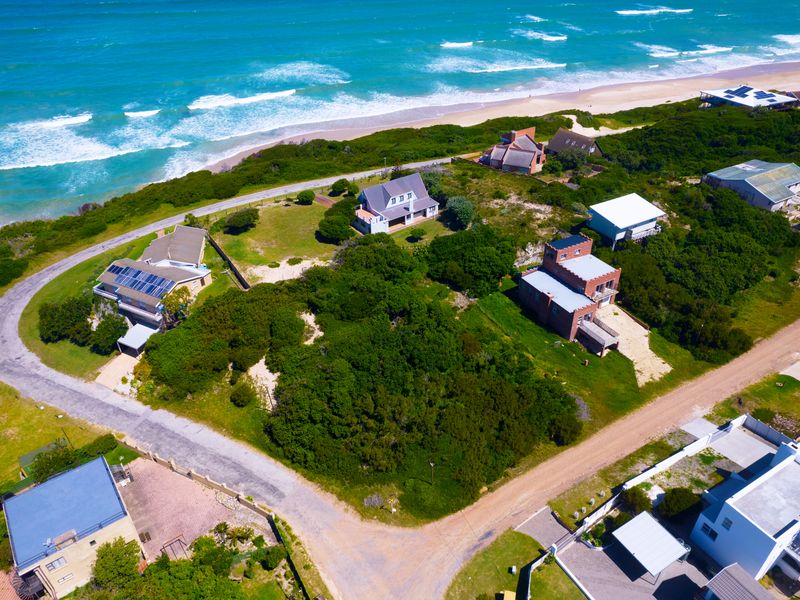 A Piece of Paradise just Steps from the Beach - Photo 3