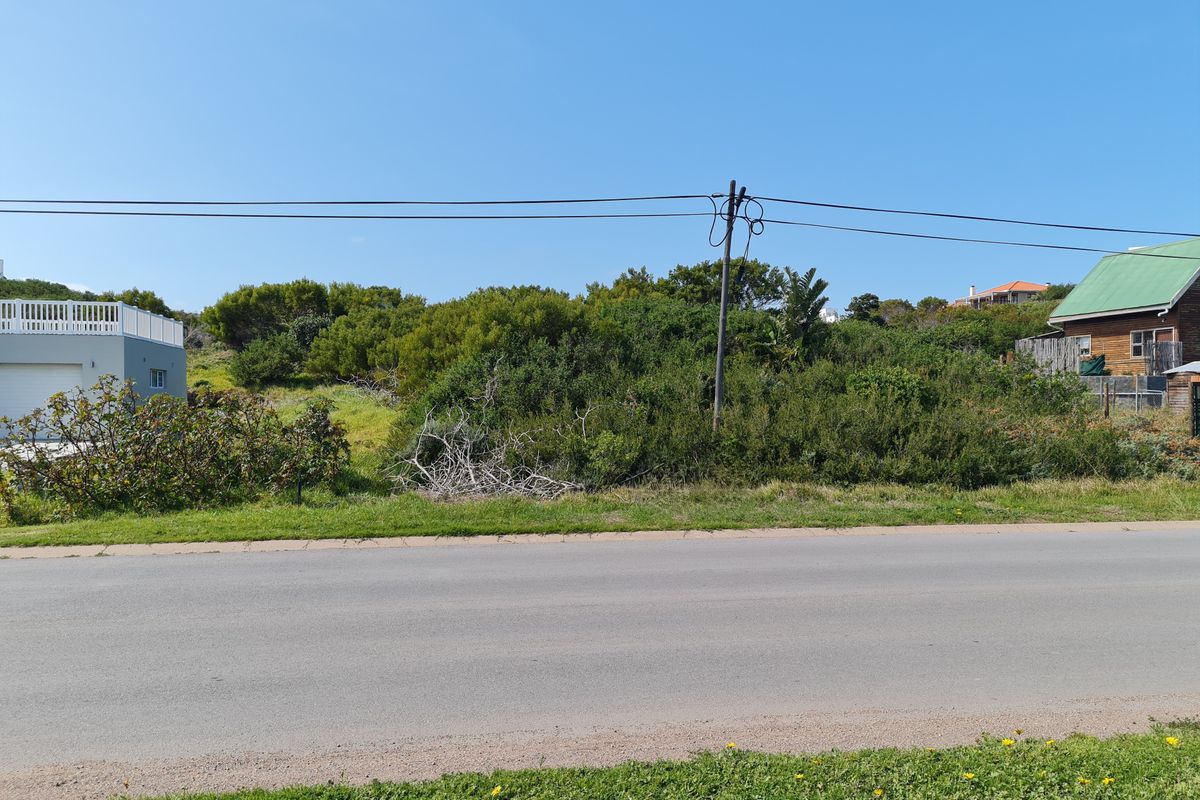 Large Vacant Stand, Beautiful Mountain and Landscape Views in Paradise Beach, Jeffreys Bay - Photo 2