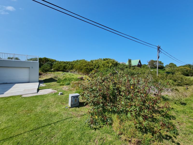 Large Vacant Stand, Beautiful Mountain and Landscape Views in Paradise Beach, Jeffreys Bay - Photo 8