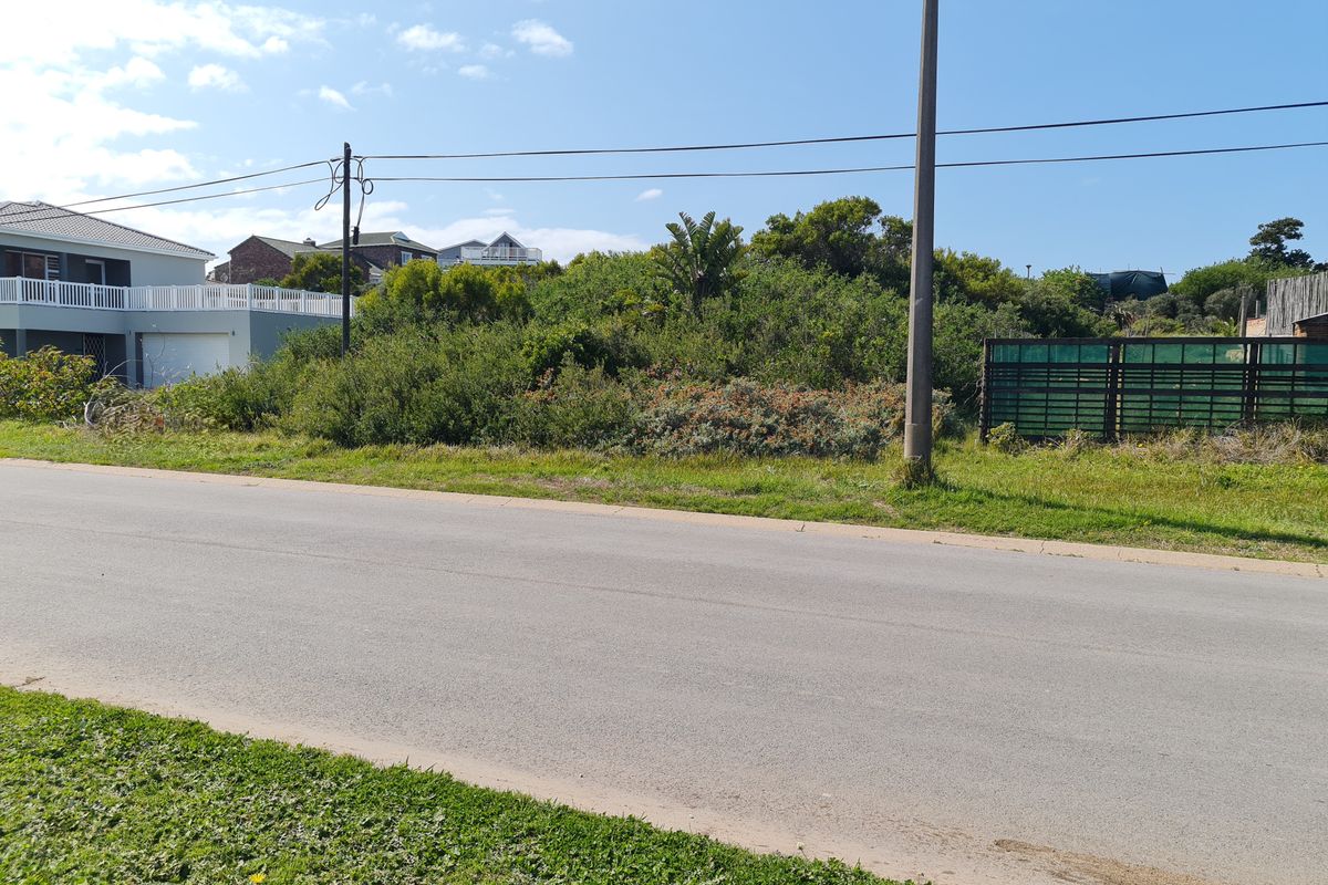 Large Vacant Stand, Beautiful Mountain and Landscape Views in Paradise Beach, Jeffreys Bay - Photo 3
