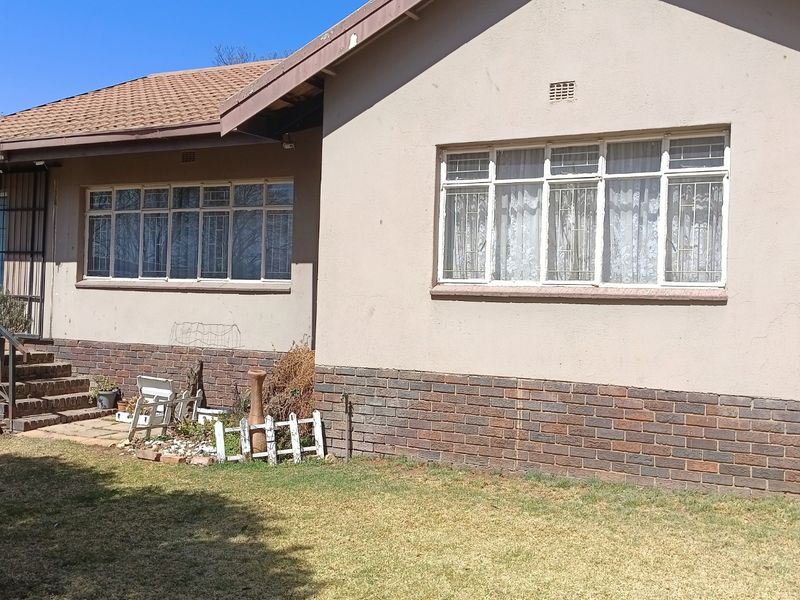 3 Bedroom House To Rent